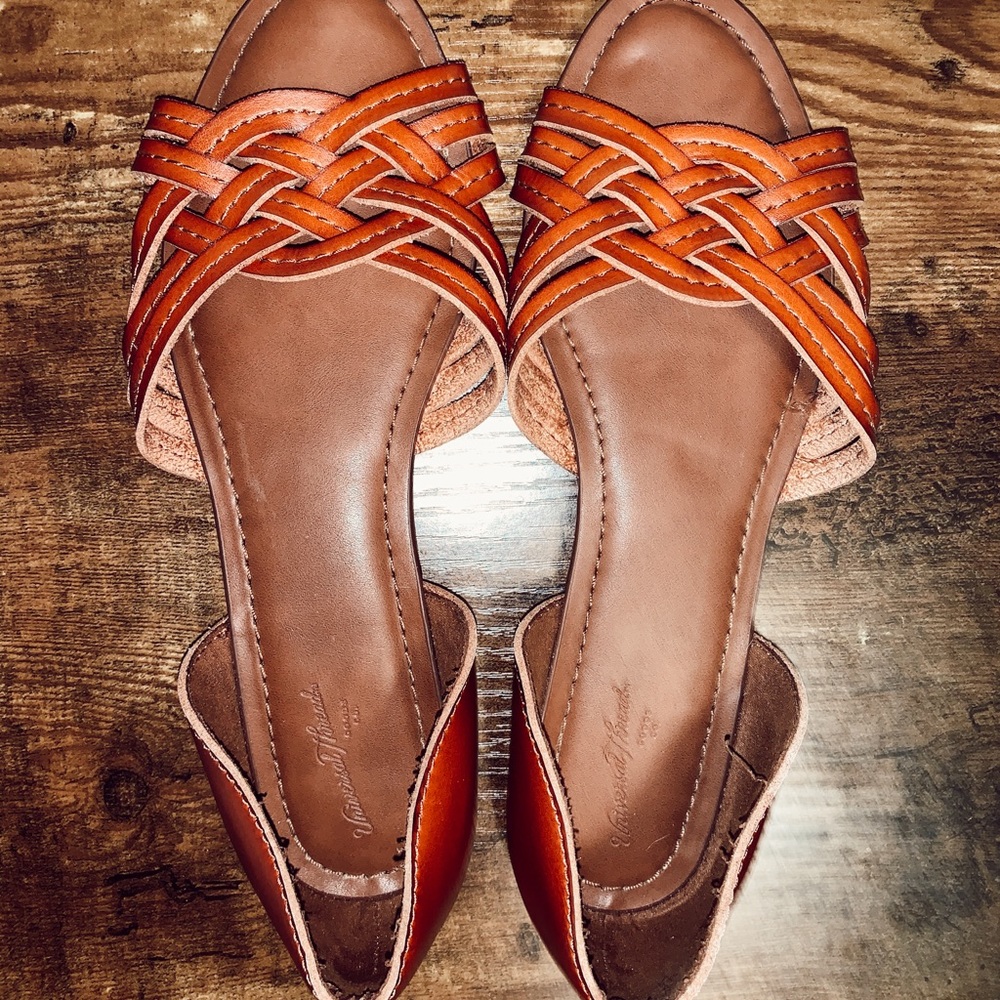 Sandals - Picture 2 of 2